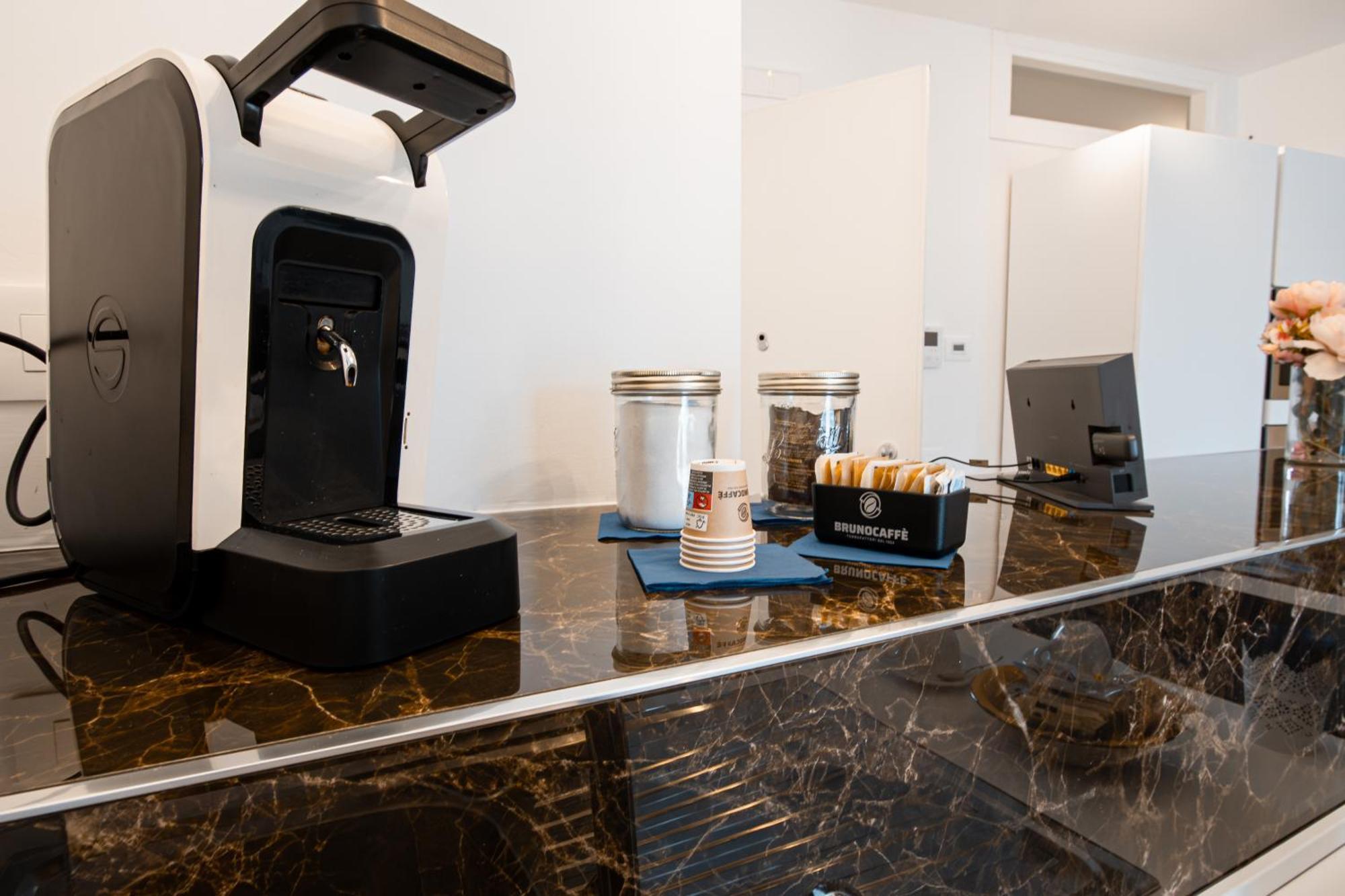 Апартаменты Frizzcafe Loft In Полиньяно-а-Маре Экстерьер фото