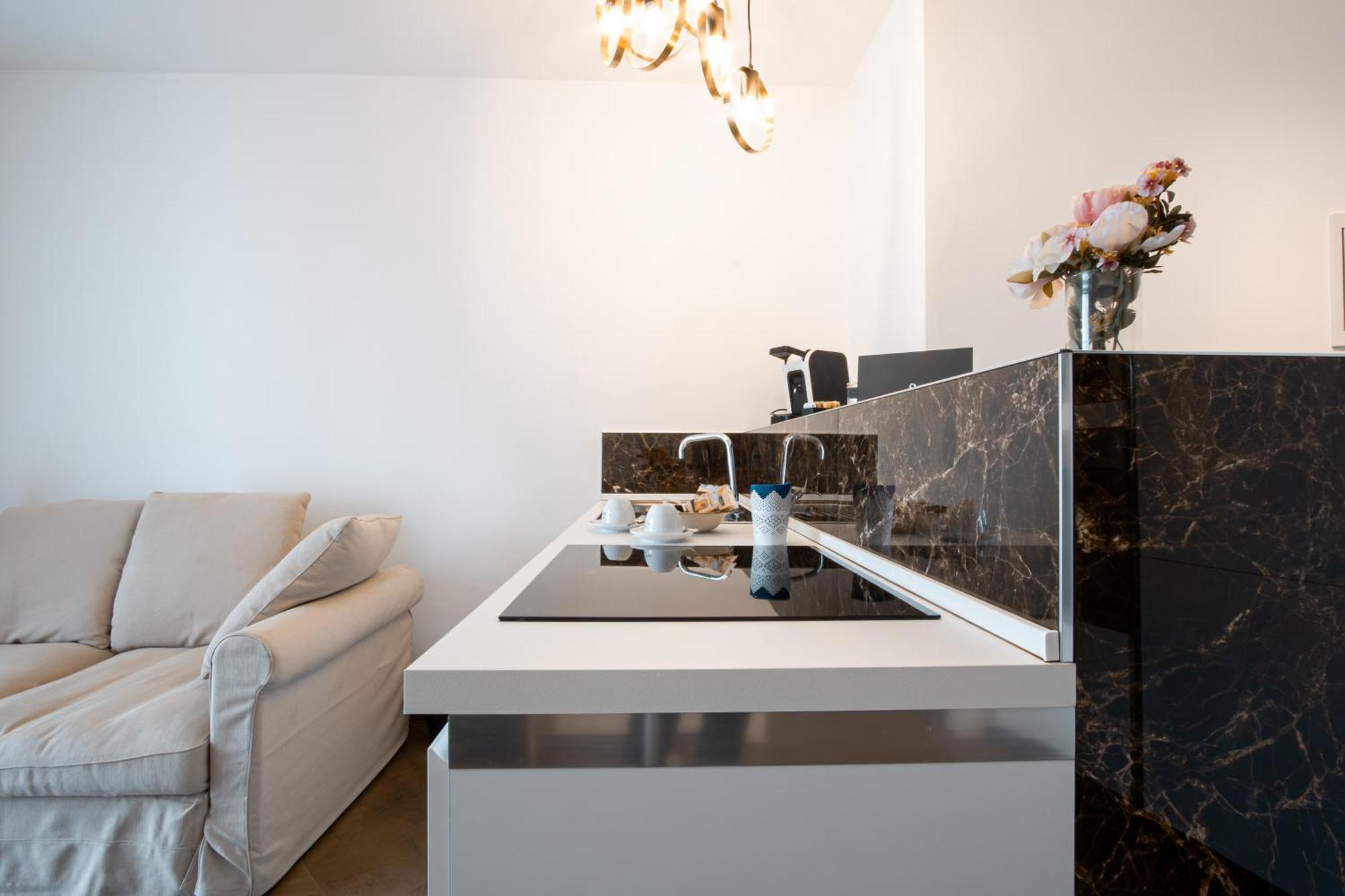 Апартаменты Frizzcafe Loft In Полиньяно-а-Маре Экстерьер фото